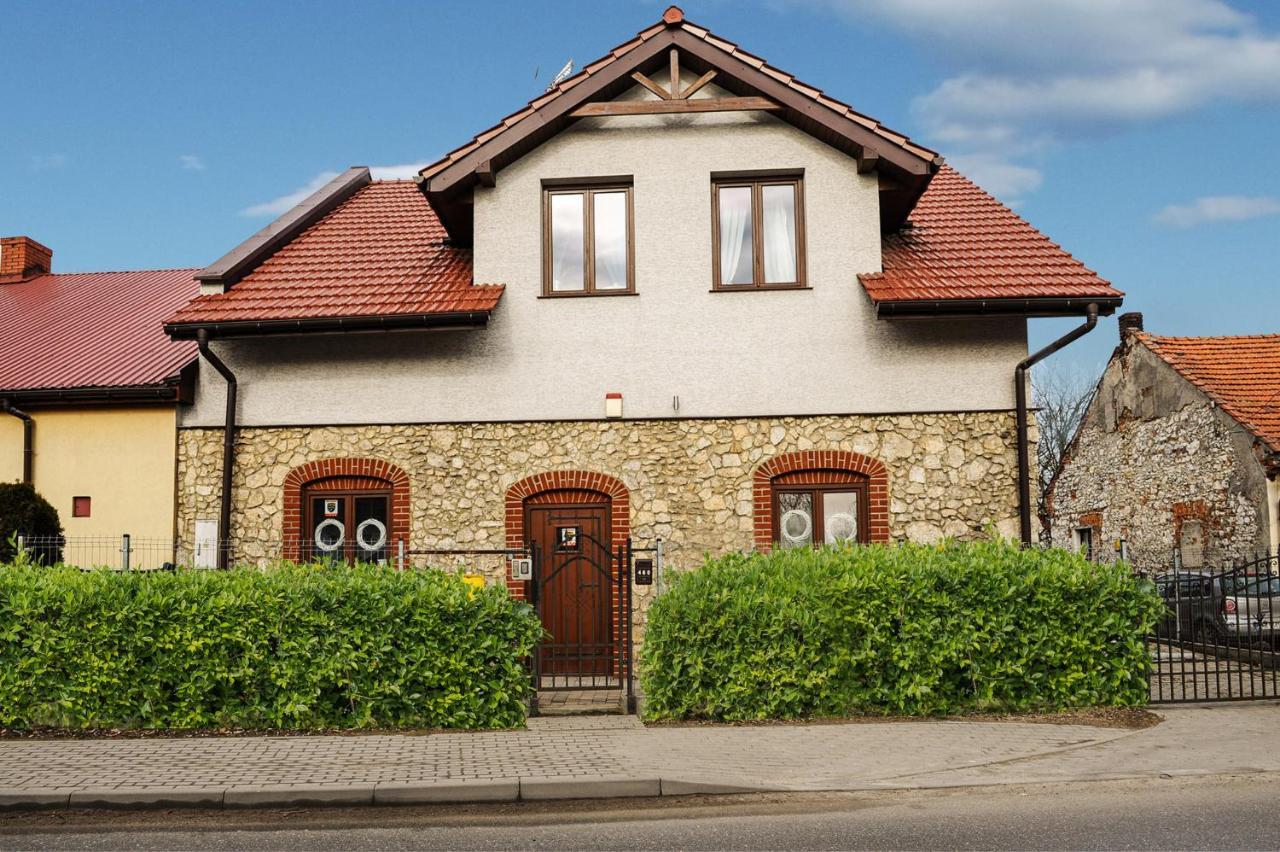 Pokoje W Starej Karczmie Liszki Exterior photo